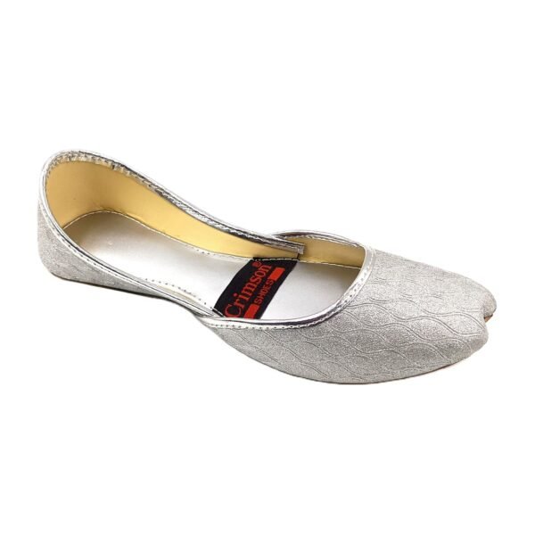 8000084 – Women's Khussa