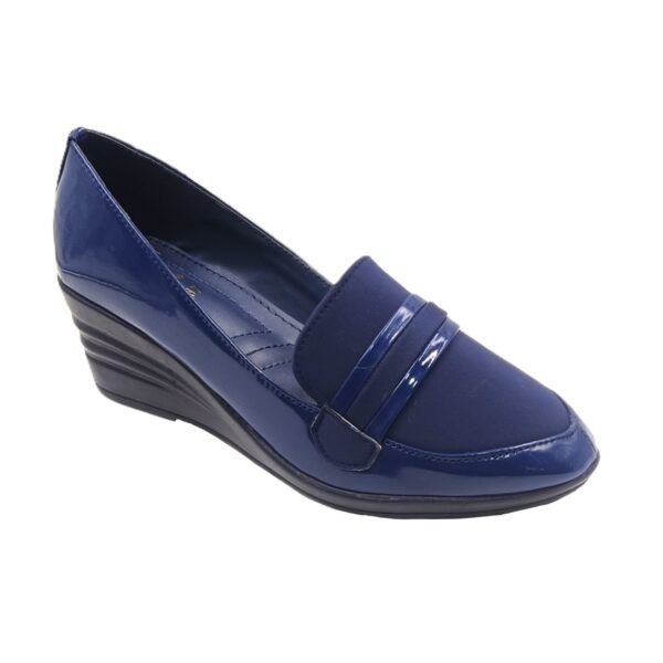 1007950 – Women's Lifty Court Shoes
