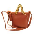 2008345 – Women's Shoulder Bags - Image 2