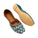 8000083 – Women's Khussa - Image 2