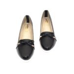 1007852 – Women's Lifty Court Shoes - Image 2