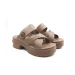 7001136 – Ladies’ Slippers - Image 2